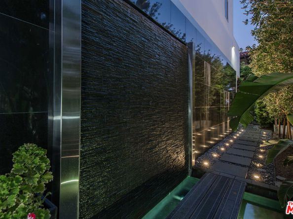 1250 Angelo Drive, Beverly Hills CA 90210