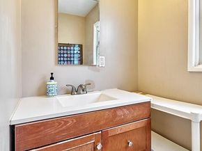 9885 Lev Avenue, Arleta CA 91331