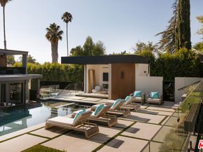 5244 Tampa Avenue, Tarzana CA 91356