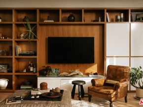 630 Rose Avenue 1, Venice CA 90291