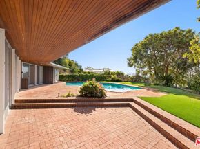 590 N Tigertail Road, Los Angeles CA 90049