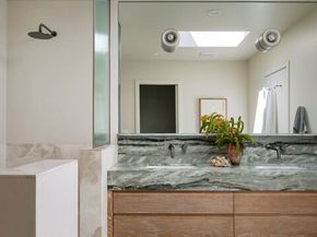 3815 Chanson Drive, View Park CA 90043