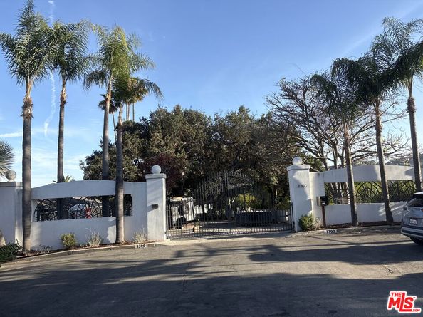 3300 Wonder View Plaza, Los Angeles CA 90068