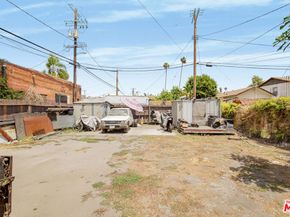 3414 7th Avenue, Los Angeles CA 90018
