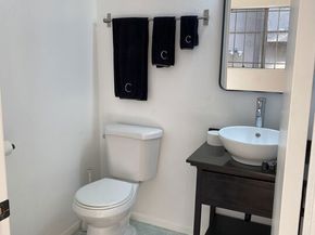 1628 N Formosa Avenue A, Los Angeles CA 90046