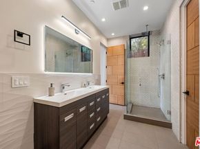 3712 Broadlawn Drive, Los Angeles CA 90068
