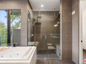 3712 Broadlawn Drive, Los Angeles CA 90068
