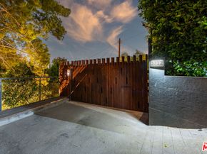 3712 Broadlawn Drive, Los Angeles CA 90068