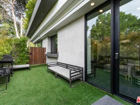 3712 Broadlawn Drive, Los Angeles CA 90068