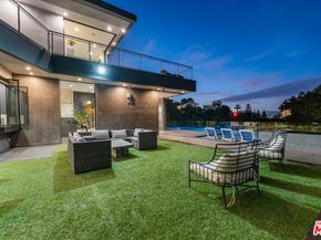 3712 Broadlawn Drive, Los Angeles CA 90068