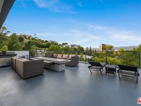 3712 Broadlawn Drive, Los Angeles CA 90068