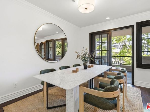 850 N Croft Avenue 202, Los Angeles CA 90069