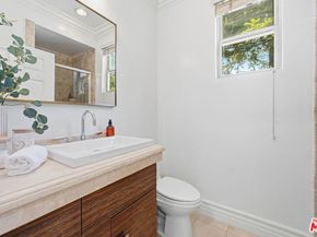 850 N Croft Avenue 202, Los Angeles CA 90069