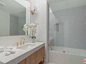 16601 Marquez Avenue 302, Pacific Palisades CA 90272