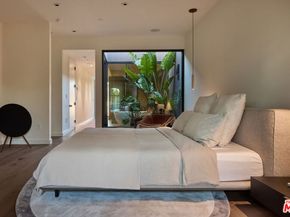 4263 Le Bourget Avenue, Culver City CA 90232