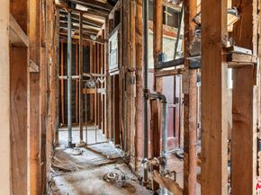 1505 N Naomi Street, Burbank CA 91505