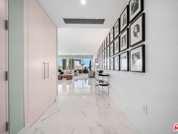 6250 Hollywood Boulevard 12F, Los Angeles CA 90028