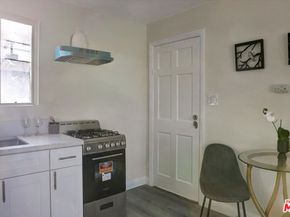 624 W Beach Avenue, Inglewood CA 90302
