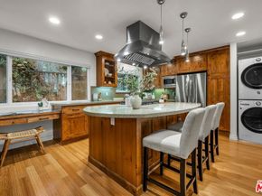 1315 Stanford Street 3, Santa Monica CA 90404
