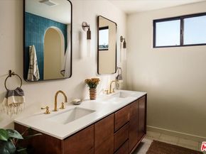 4249 Torreon Drive, Woodland Hills CA 91364