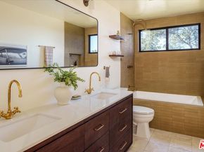 4249 Torreon Drive, Woodland Hills CA 91364