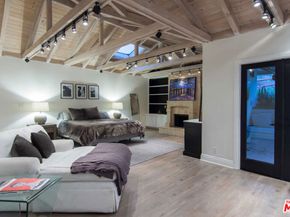 1601 Sunset Plaza Drive, West Hollywood CA 90069