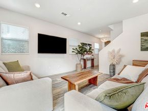 11809 Vienna Lane, Los Angeles CA 90047