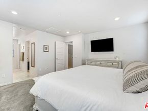 11809 Vienna Lane, Los Angeles CA 90047