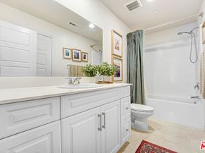 11809 Vienna Lane, Los Angeles CA 90047