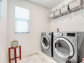 11809 Vienna Lane, Los Angeles CA 90047