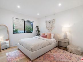 2911 S Rimpau Boulevard 2909, Los Angeles CA 90016