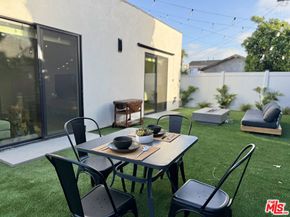 2911 S Rimpau Boulevard 2909, Los Angeles CA 90016