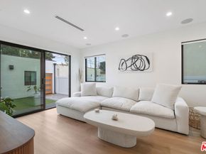 2911 S Rimpau Boulevard 2909, Los Angeles CA 90016