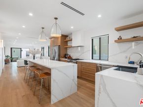 2911 S Rimpau Boulevard 2909, Los Angeles CA 90016