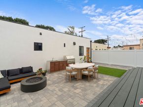 2911 S Rimpau Boulevard 2909, Los Angeles CA 90016