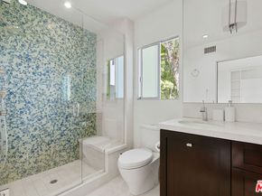 15514 Casiano Court, Los Angeles CA 90077