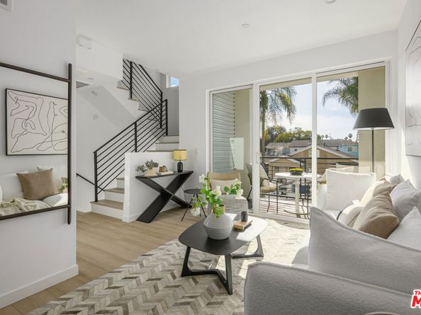 5841 David Avenue, Los Angeles CA 90034