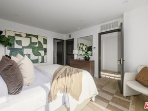 5841 David Avenue, Los Angeles CA 90034