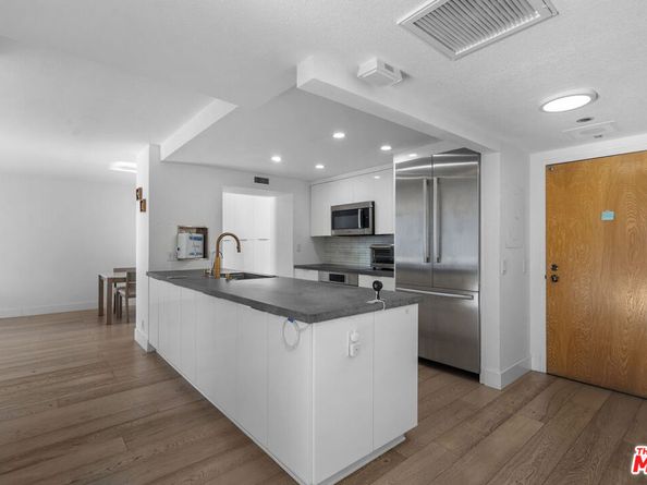 600 W 9th Street 1214, Los Angeles CA 90015