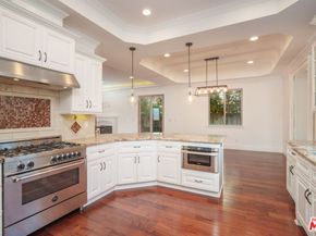 2005 Robinson Street B, Redondo Beach CA 90278