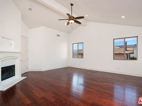 2005 Robinson Street B, Redondo Beach CA 90278