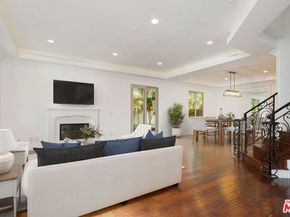 2005 Robinson Street B, Redondo Beach CA 90278