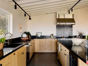 8559 Edwin Drive, Los Angeles CA 90046