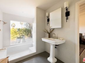 8559 Edwin Drive, Los Angeles CA 90046