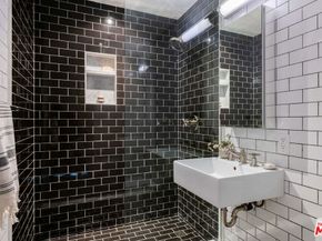 8559 Edwin Drive, Los Angeles CA 90046