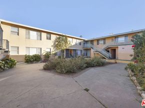 4906 August Street, Los Angeles CA 90008