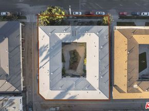 4906 August Street, Los Angeles CA 90008