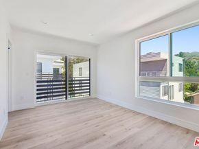 2113 Holly Drive, Los Angeles CA 90068