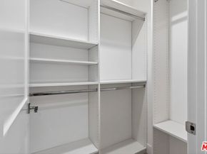 9036 W 24th Street, Los Angeles CA 90034