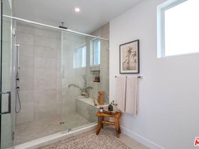 495 N St Andrews Place, Los Angeles CA 90004